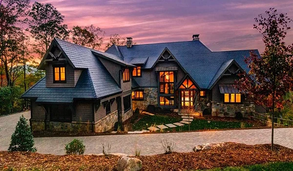 Featured image of Prestige Autumn Leaves